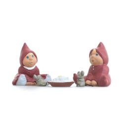 Etly Klarborg Nisser Bette Knud Og Bette Inger Med Grød Og 2 Mus